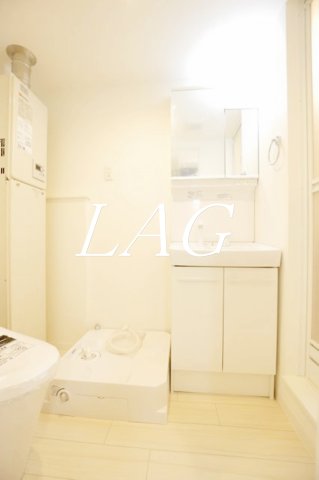 洗面設備　洗面台です。