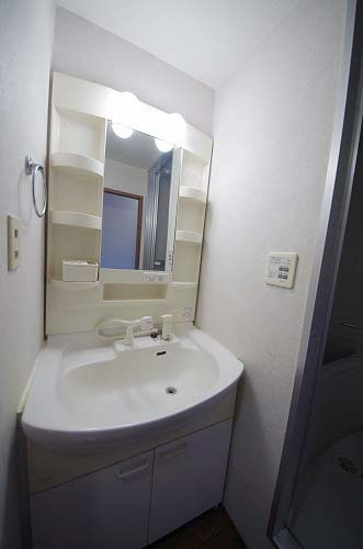 洗面設備　洗面（類似室内）