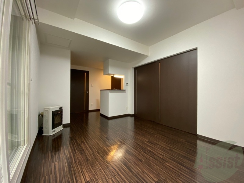 居室・リビング　広くてキレイなお部屋が広がっていて、充実した生活が送れそう。