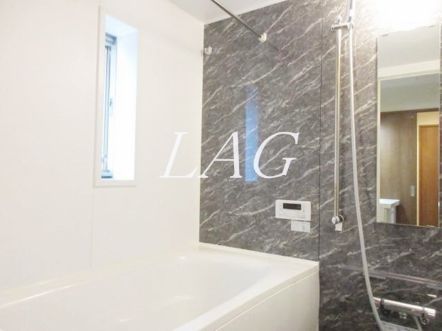 バス・シャワールーム　お風呂です。