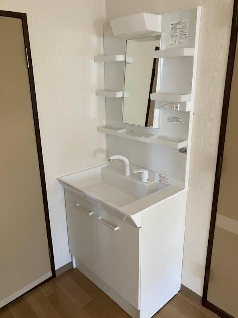 洗面設備　敷地内の別の部屋