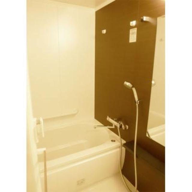 バス・シャワールーム　※写真は同タイプ住戸です。