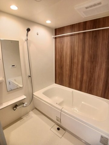 バス・シャワールーム　日々の疲れを癒すお風呂付です