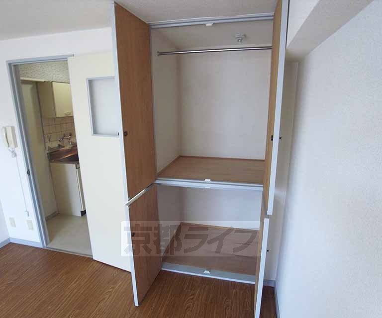 収納　押入れタイプの収納です