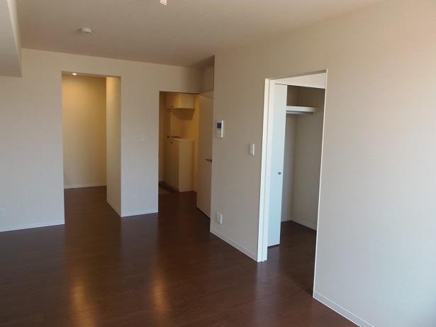 居室・リビング　044-299-8985までお気軽にお電話下さい♪