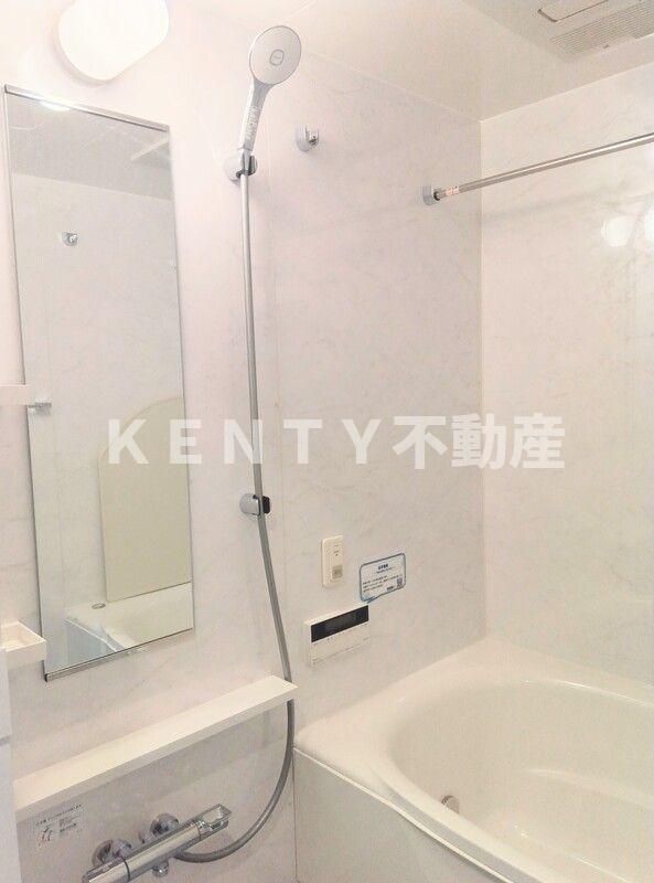 バス・シャワールーム　お風呂です