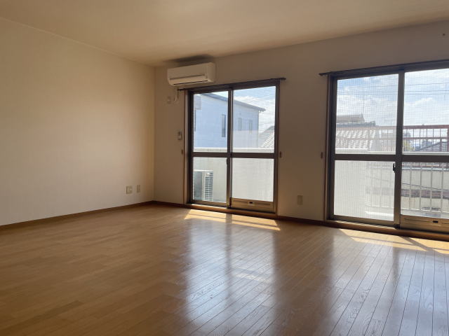 居室・リビング　同仕様