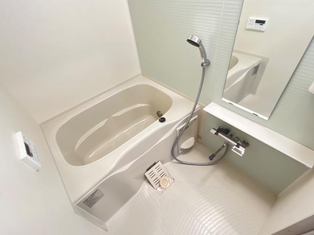 バス・シャワールーム　バス（イメージ）