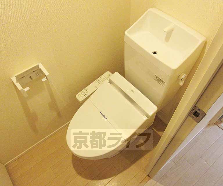 トイレ　清潔感のあるトイレ・