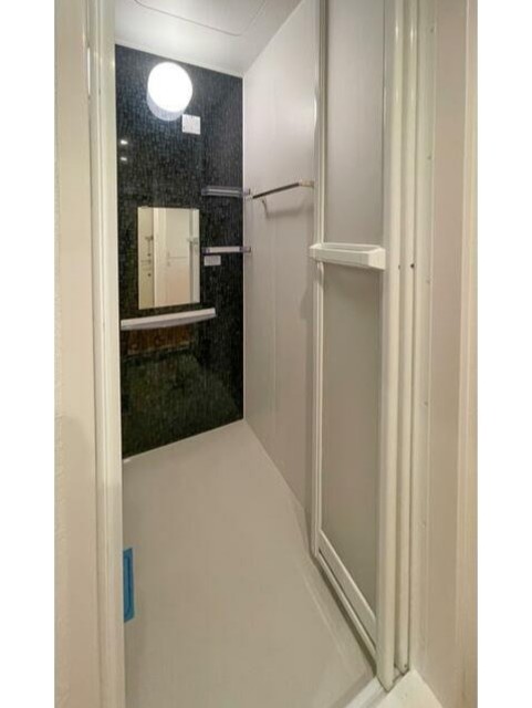 バス・シャワールーム　バスルーム