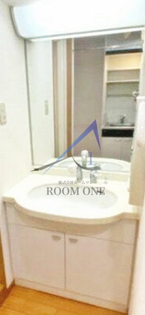 洗面設備　洗面台です。