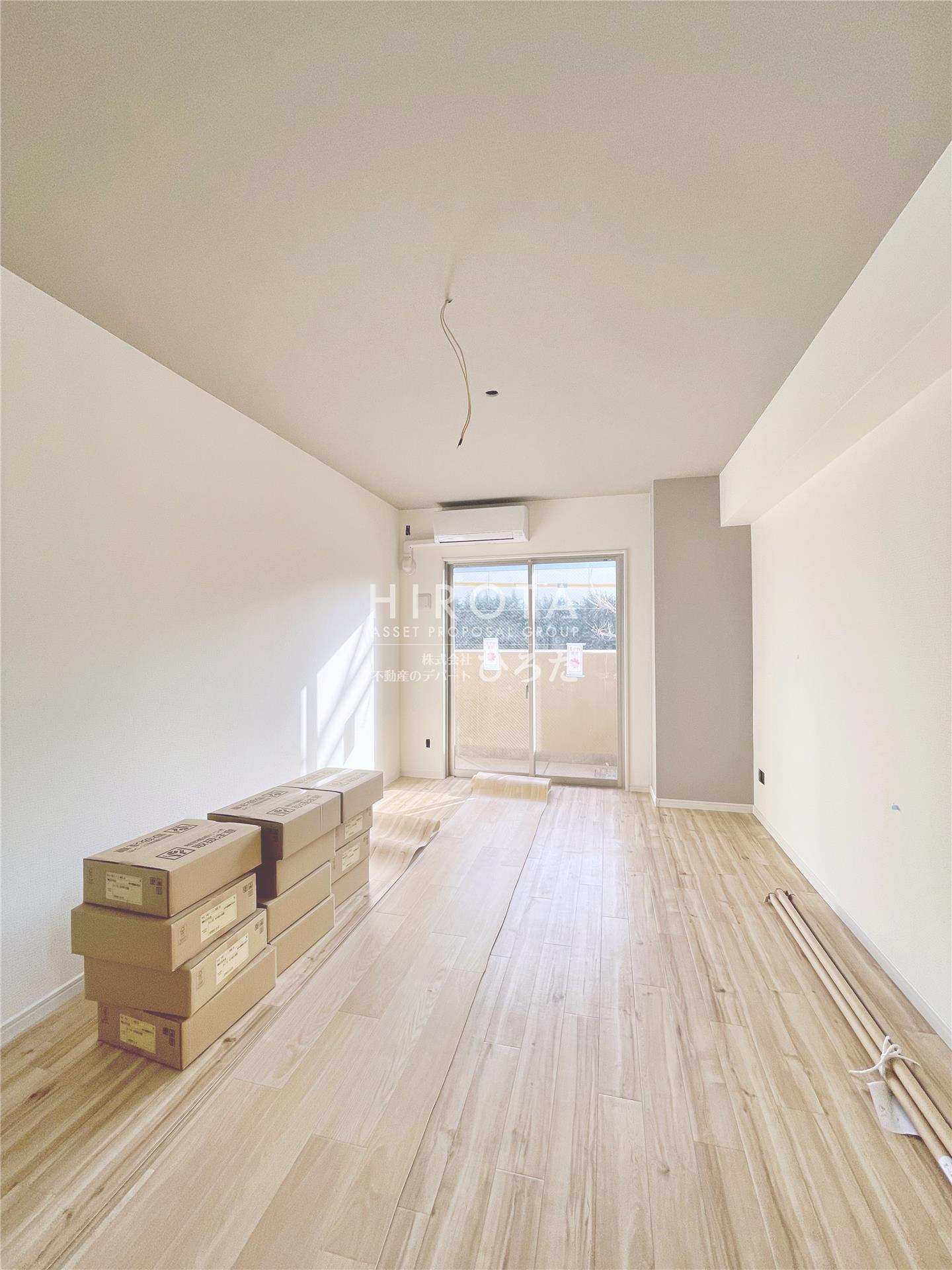 居室・リビング　建築中