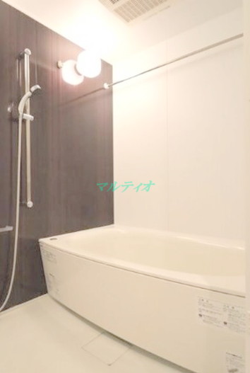 バス・シャワールーム　浴室