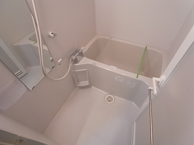 バス・シャワールーム　バスルーム