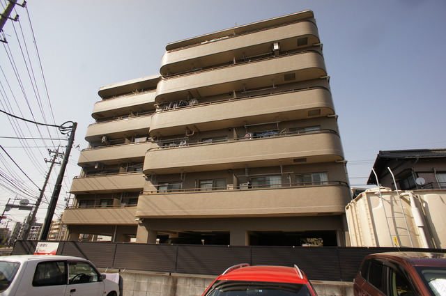 建物外観　２４時間管理♪夜間緊急時もしっかりサポートいたします！