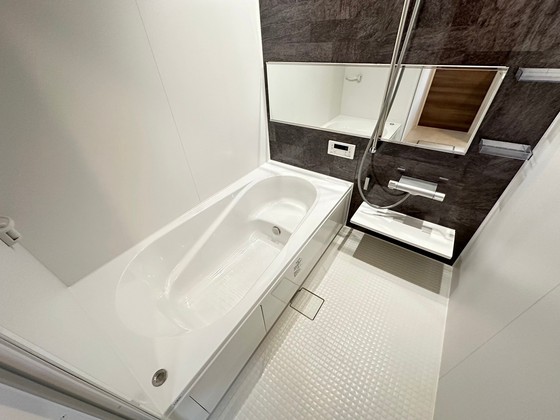 バス・シャワールーム　※別部屋の写真です