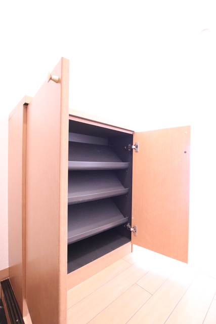 玄関　シューズボックス！