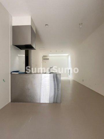 キッチン　コンパクトなキッチンで掃除もラクラク