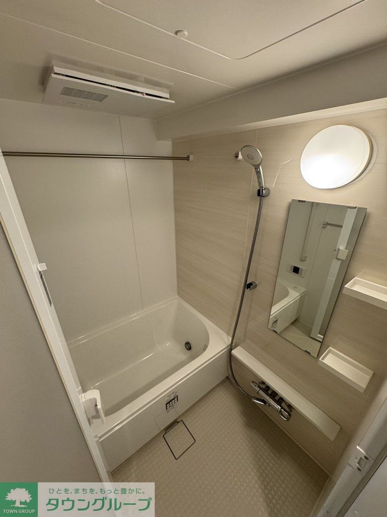 バス・シャワールーム　バス