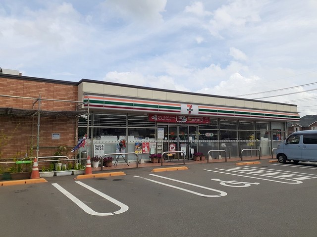 コンビニ　セブンイレブン唐津徳須恵店（コンビニ）まで136m