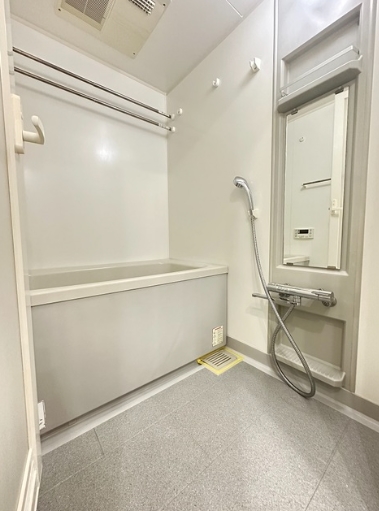 バス・シャワールーム　☆ゆっくりくつろげるお風呂☆