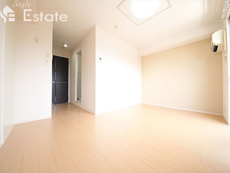 居室・リビング　内装