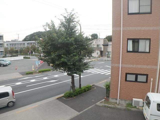 眺望　★隣接して建物が無いので圧迫感がありませんよ★