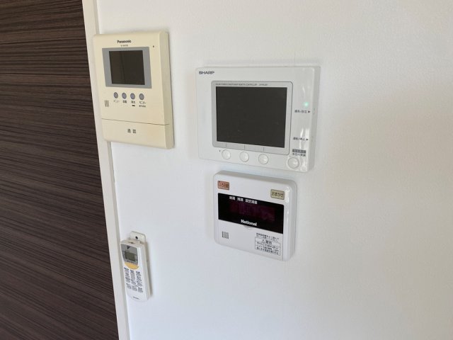 セキュリティ　TVモニターホンで来客を画面で確認出来て安心です♪