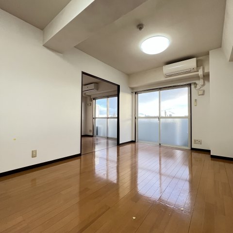 居室・リビング　同仕様タイプです