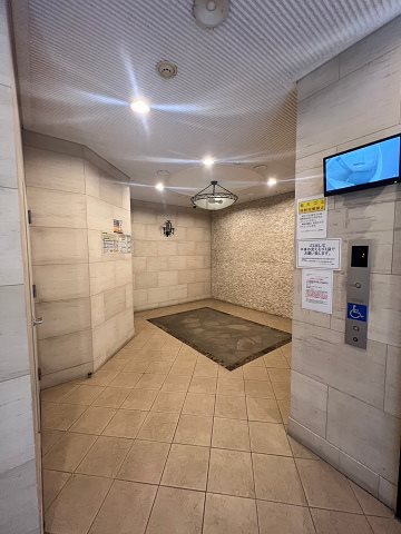 ロビー　落ち着いたロビーです