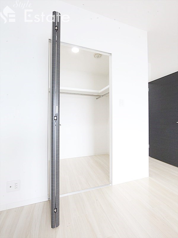 収納　クローゼット