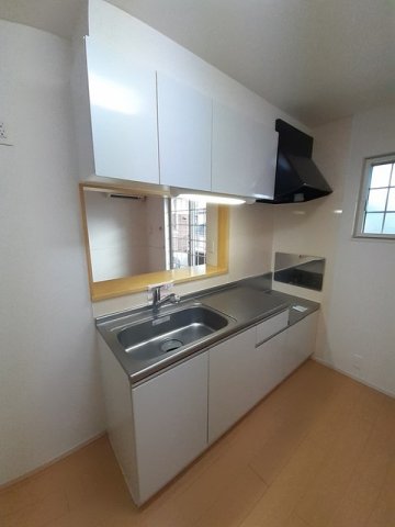 キッチン　コンパクトなキッチンで掃除もラクラク