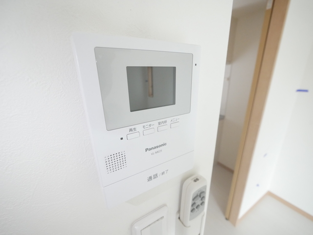 セキュリティ　★モニター付きインターホンでセキュリティ面も安心ですね★