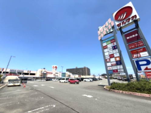 ショッピングセンター　マルナカ　徳島店（ショッピングセンター）まで6162m