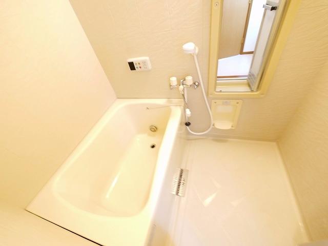 バス・シャワールーム　きれいなお風呂です