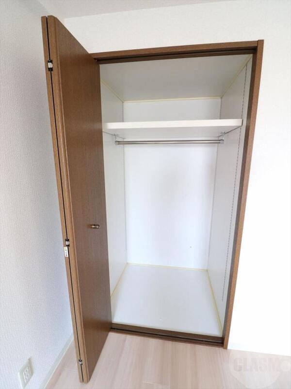 収納　クローゼット