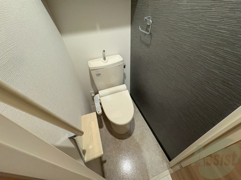 トイレ　ウォシュレット機能がついたトイレ。安心して使用できますね。