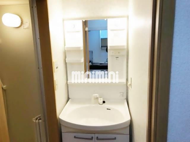 洗面設備　洗面台です。