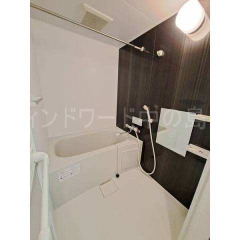 バス・シャワールーム　詳細は、ウィンドワード中の島店までご相談下さい。