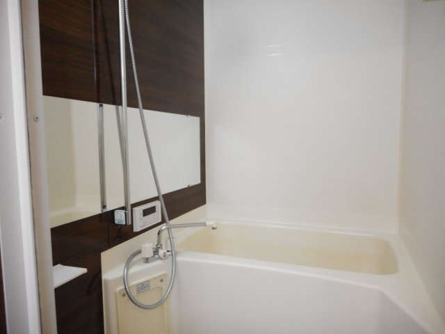 バス・シャワールーム　きれいなお風呂です