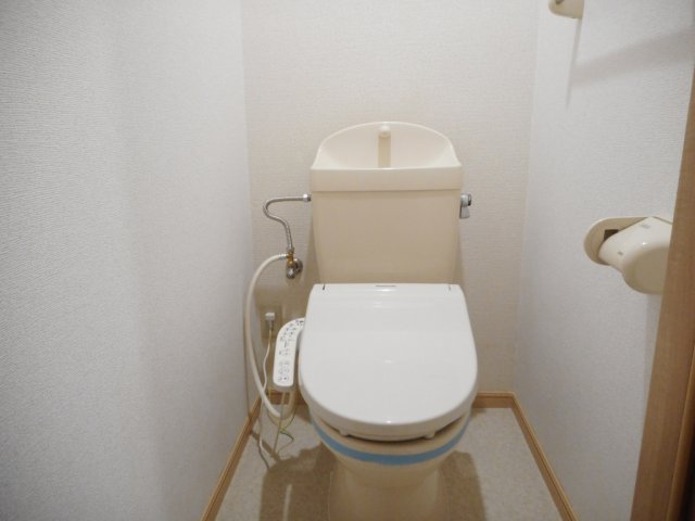 トイレ　落ち着いたトイレです