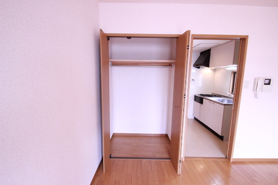 収納　※別号室の写真です
