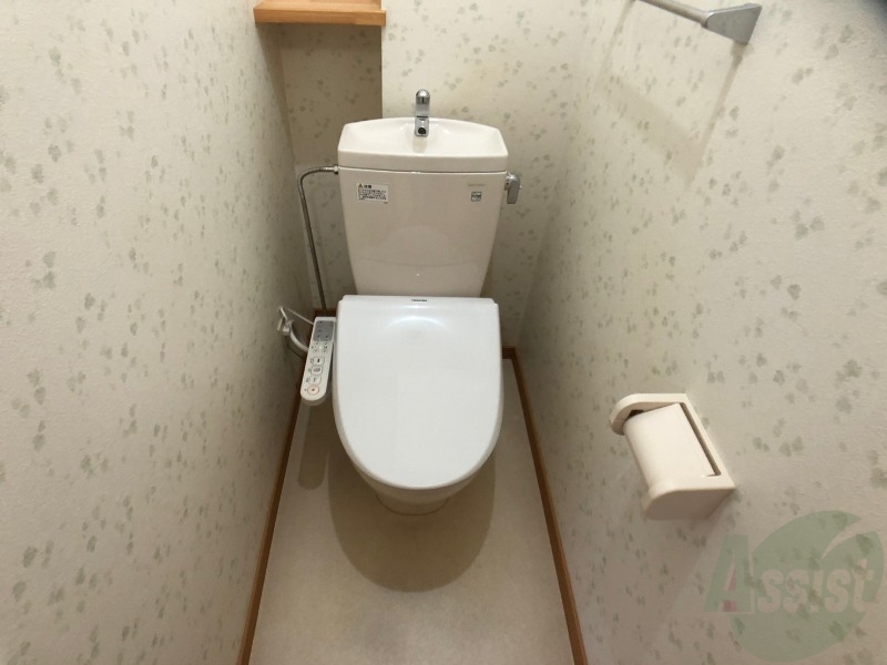 トイレ　シャワートイレ仕様です！今や欠かせません。