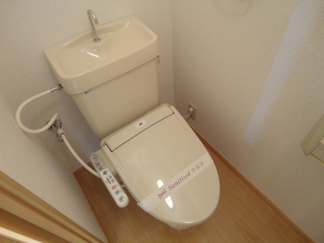トイレ　シャワー付トイレ