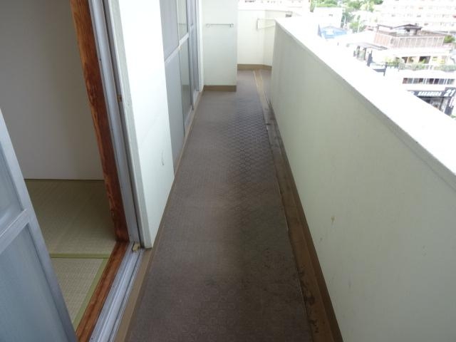バルコニー　バルコニー広めです