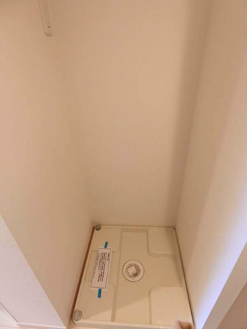 その他設備　室内洗濯機置き場です