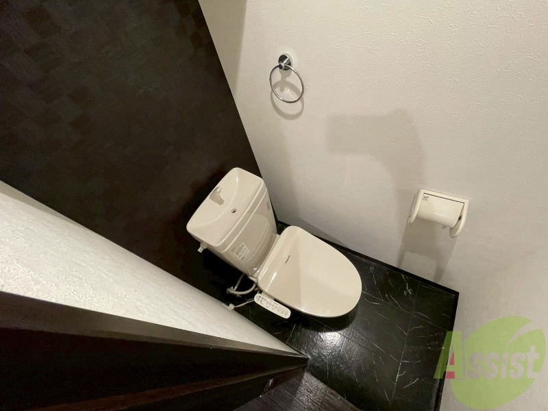 トイレ　トイレです。ウォシュレット付を探している方、おすすめです。