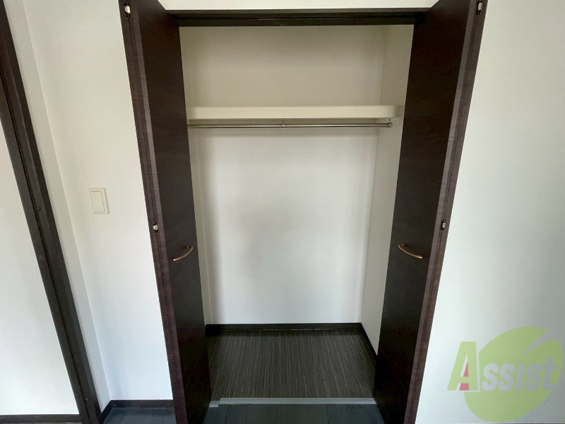 収納　寝室の収納です。部屋がすっきり片付きます。