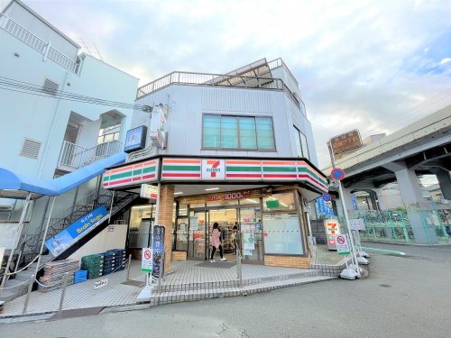 コンビニ　セブンイレブン 阪急石橋駅前店（コンビニ）まで505m