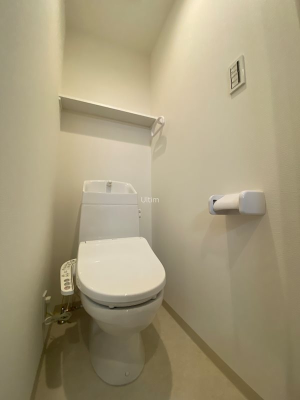 トイレ　※他のお部屋です、ご参考までに
